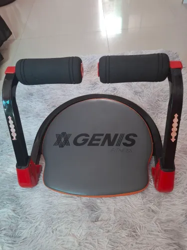 Vendo um aparelho Plataforma AB MAX ABDOMINAL, em perfeitas condições, pouquíssimo uso. 