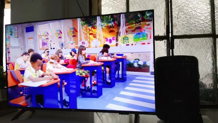 Tv aoc Smart 43