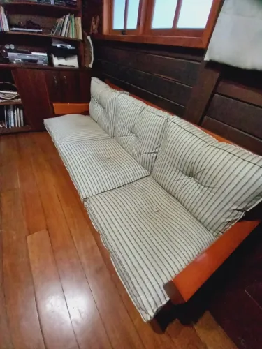 Vendo jogo de sofás em cedro