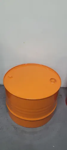 Mesinha tambor cortado na metade laranja