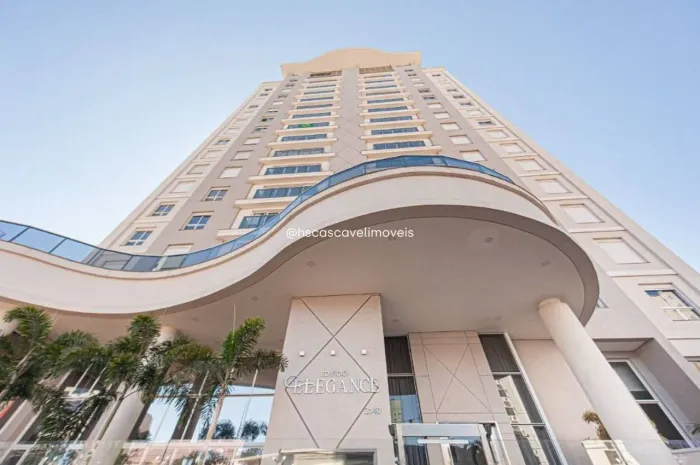 Apartamento mobiliado com suíte + 2 quartos próximo ao Hospital São Lucas no Centro de Cas