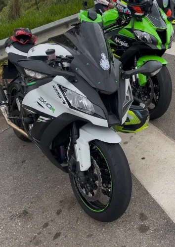 ZX10 2014 ABS Edição limitada, revisada e equipada.