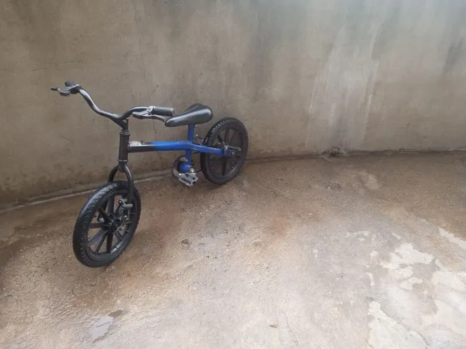 Bike Caloi aro 16 -Boa pra reforma 