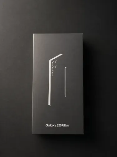 S25 Ultra 256GB 12GB Ram - Lacrado - Comprado na Casas Bahia para revenda - Contém NF.