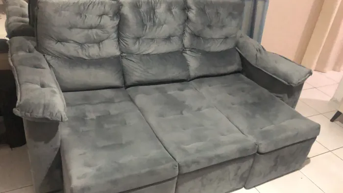 Sofá cama três lugares