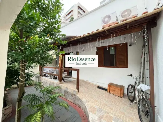 Casa de Vila à venda, 2 quartos, Botafogo - Rio de Janeiro/RJ