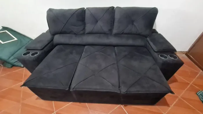 Sofá-cama retrátil