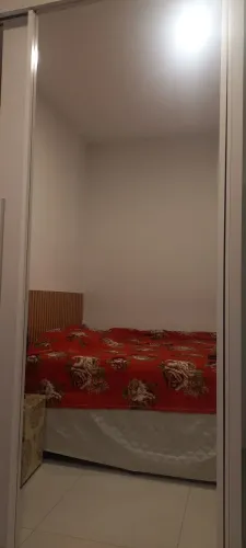 Guarda roupa impecável