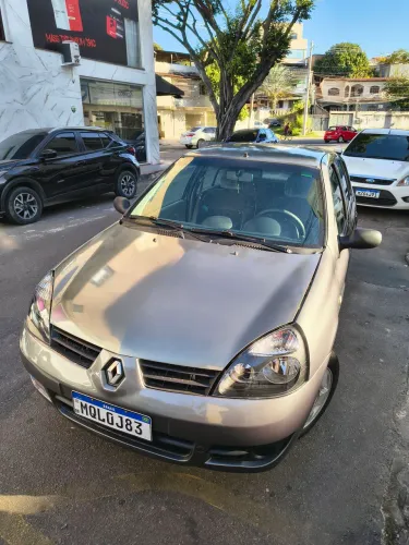 Renault Clio Sed. Privilège Hi-flex 1.6 16V 4P 2006