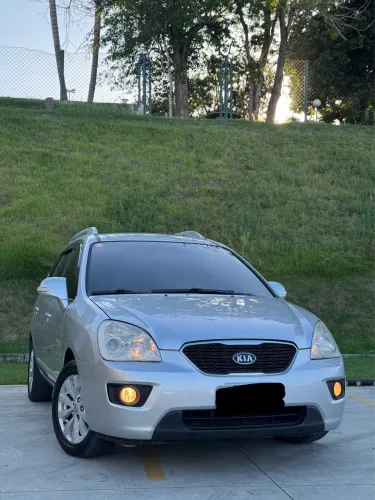 Kia Motors Carens EX 2.0 16V Aut. 2011