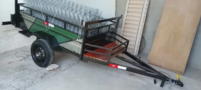 Carreta reboque 850 kilos