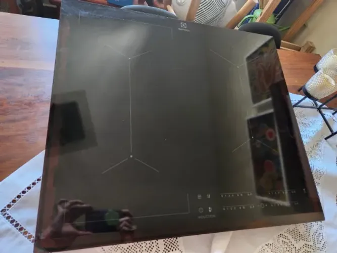 Fogão de indução Eletrolux