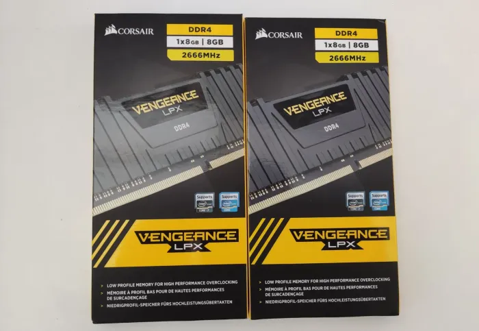 Memória Ram 2x8GB 2666MHz Corsair Vengeance