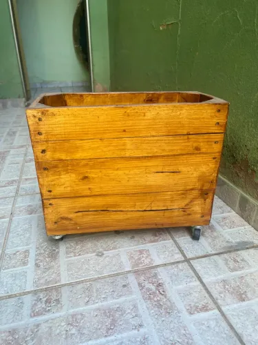 Carrinho organizador madeira com rodinhas