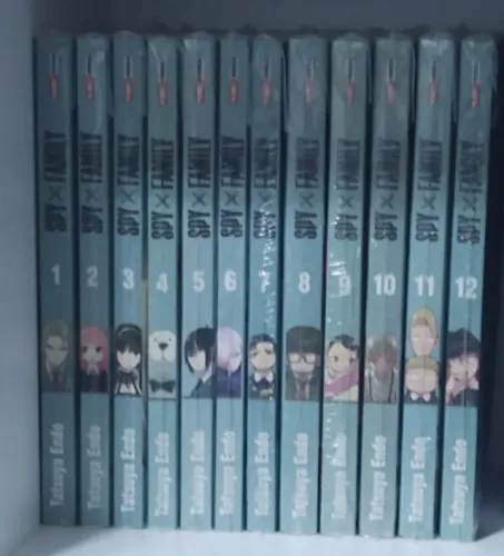 Venda de coleção de mangá (Spy x Family)