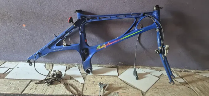 Vende se quadro de bicicleta MUDDY FOX MAGNESIUM