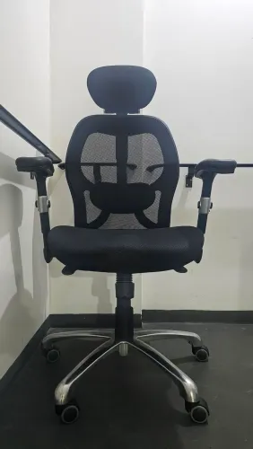 Cadeira de Escritório Ergonômica Presidente Mesh - Ajustável e Estrutura Cromada