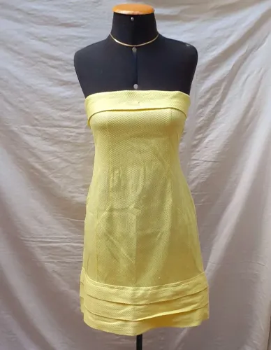 Vestido amarelo tomara que caia g