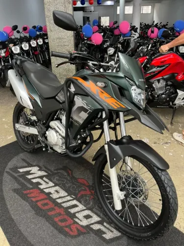 HONDA XRE 300 ABS 2021. VALE A PENA CONFERIR.