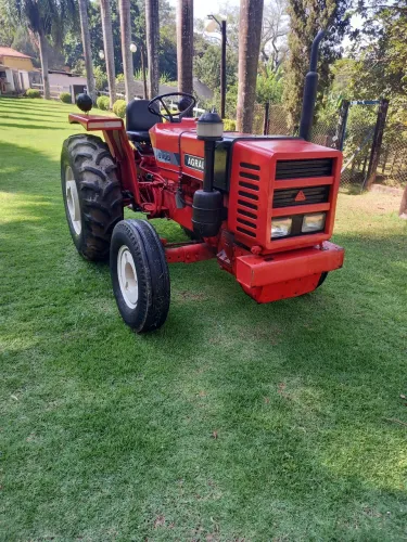 TRATOR AGRALLE 4300