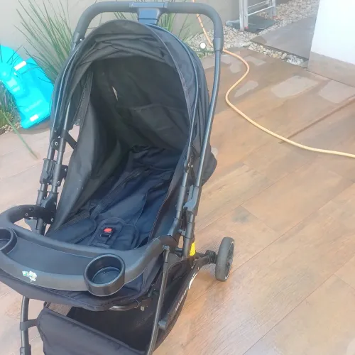CARRINHO DE BEBÊ