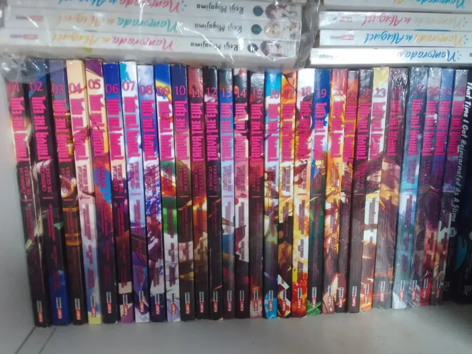Mangás tanya the evil 1 ao 27 e 29 muitos lacrados