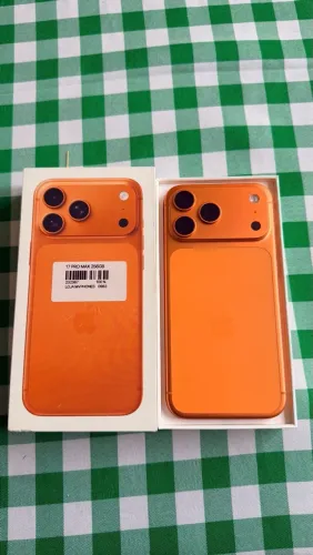 17 pro max 256gb, com 2 meses de uso 