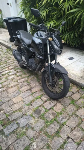 Fz15 único dono