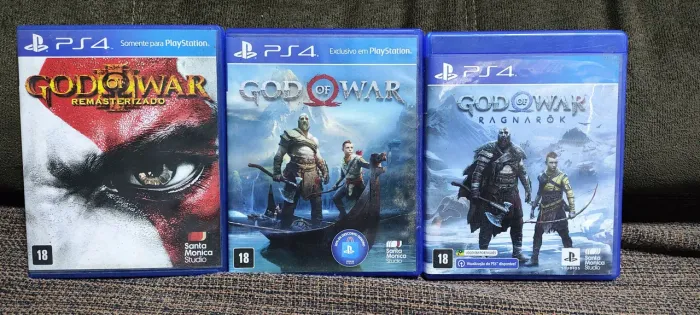 Vendo jogos para PS4( God of war )