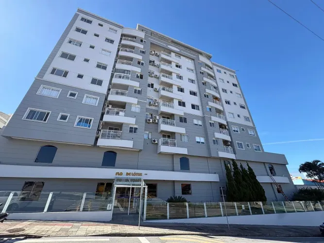 APTO 3 QUARTOS COM 2 VAGAS NO FLOR DE LÓTUS / CAPOEIRAS