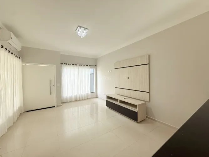Casa no Portal da Serra, Bragança Paulista - Venda ou Locação