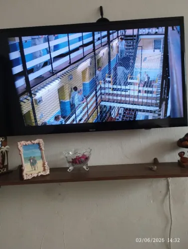 TV Samsung 43"