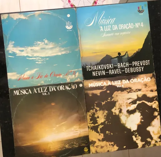 Lote LPs Música a Luz da Oração. Vol 3, 4, 5, 6