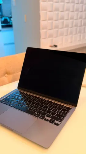 MacBook Air M2 8Gb