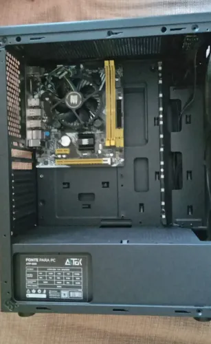 (LEIA DESCRIÇÃO) Gabinete + Processador Intel + Placa-mãe + Fonte 500w