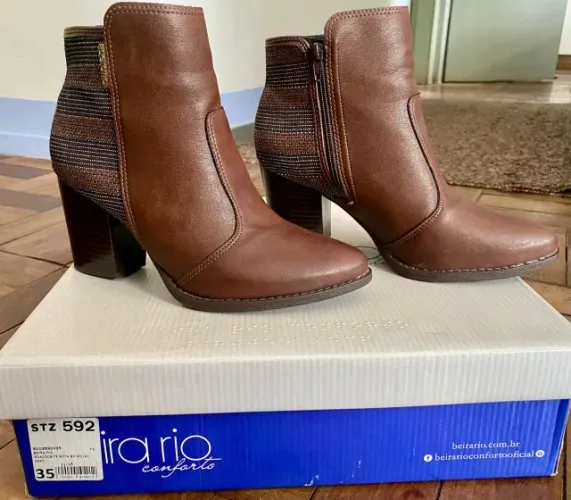 Bota Beira Rio Conforto cor café TAM 35