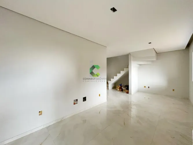 Casa para Venda em Contagem, Industrial São Luiz, 3 dormitórios, 1 suíte, 2 banheiros, 2 v