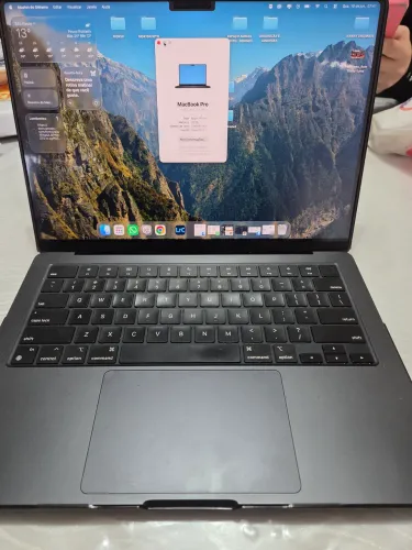 MacBook Pro M3 Pro 36gb midnight