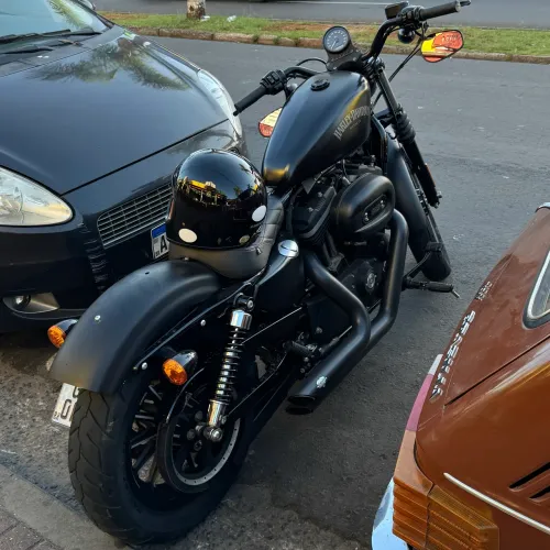 Harley Davidson 883 2015 único dono