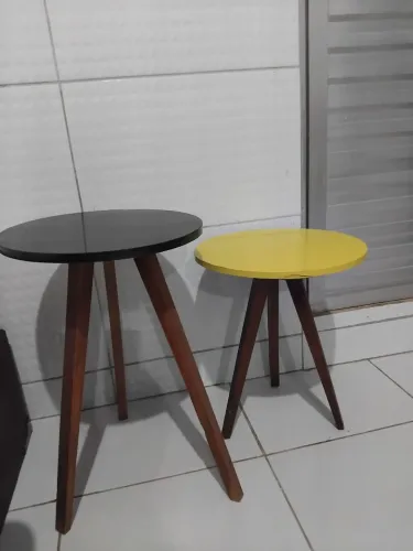 2 mesinhas de enfeite