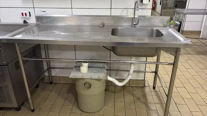 Pia Industrial Inox com Cuba e Prateleira