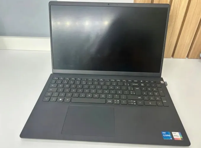 Notebook Dell - Intel Core i5 11ª Geração | 8GB RAM | SSD 512 GB | 15,6 polegadas