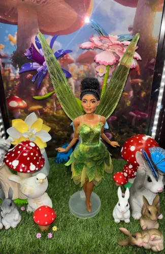 Boneca Tinker Bell fada do Live action de Peter Pan - Mattel