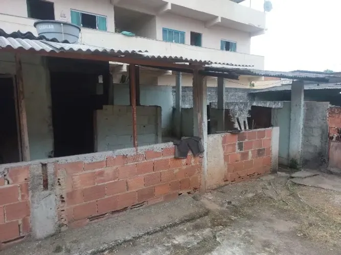 Vendo casa em Piabetá Magé RJ,2 quartos sala cozinha, banheiro e lavanderia poço e água da