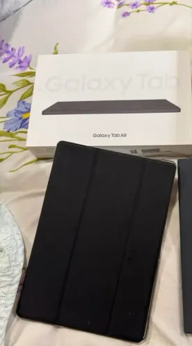 Tablets Samsung A8