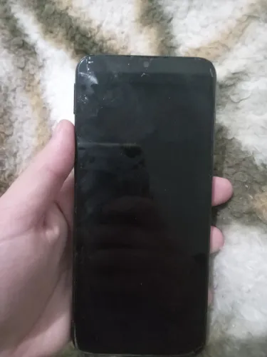 Vendo samsung galaxy core, precisa trocar a bateria, acompanha somente carregador.