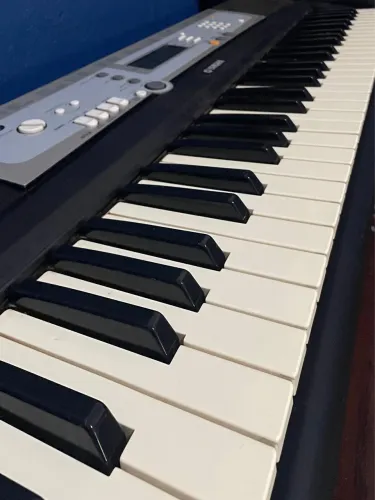 Teclado Yamaha