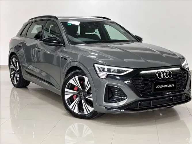 Audi Q8 E-tron Performance Black (elétrico) 2024