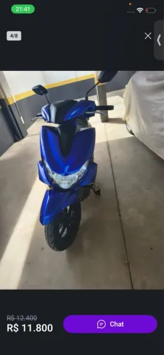 Moto muito impecável