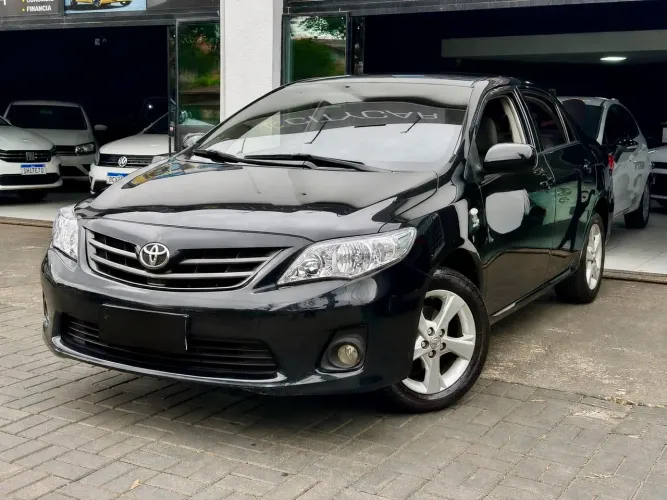 Toyota Corolla GLI 1.8 Flex 16V Aut. 2014